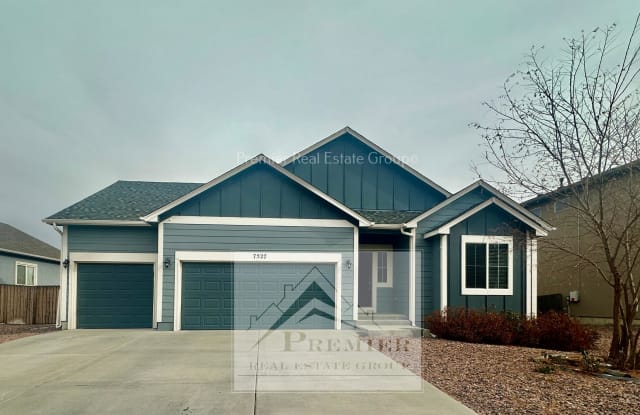 7527 Dutch Loop - 7527 Dutch Loop, Security-Widefield, CO 80925