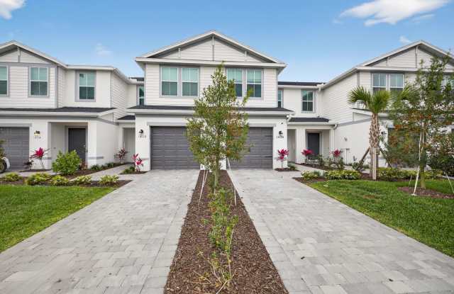 2025 Townhome | 3 Bed + 3 Bath | Modern Living in Bradenton
