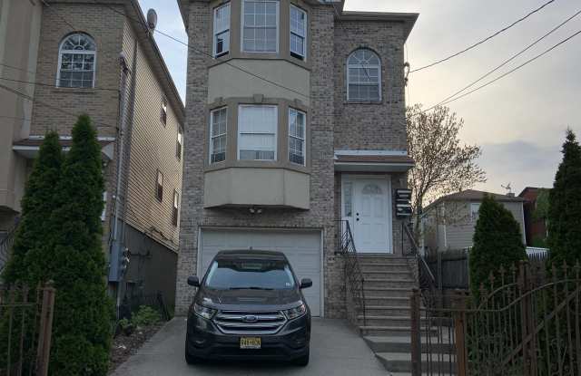 Photo of 189 Fairmount Ave