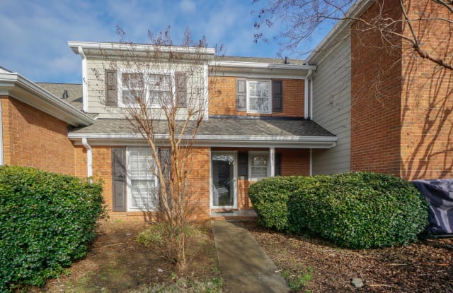 9231 N Vicksburg Park Cr - 9231 North Vicksburg Park Court, Charlotte, NC 28210