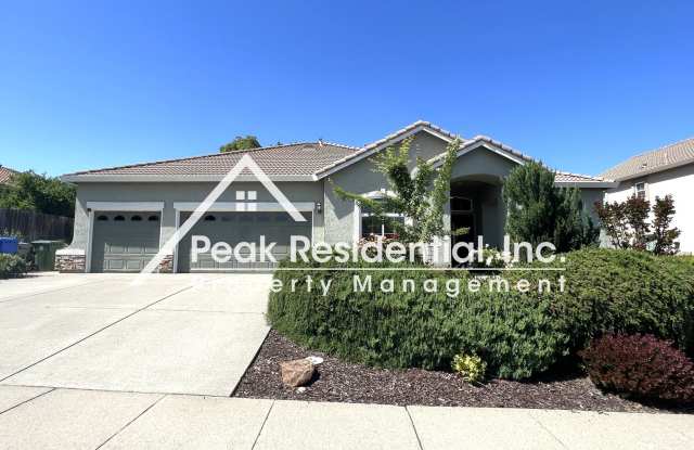 Beautiful 4bd/2ba Folsom Home With 3 Car Garage! photos photos