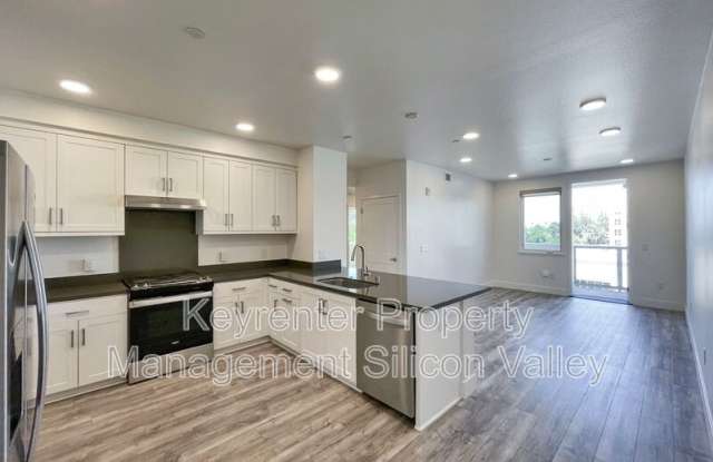 42111 Osgood Road