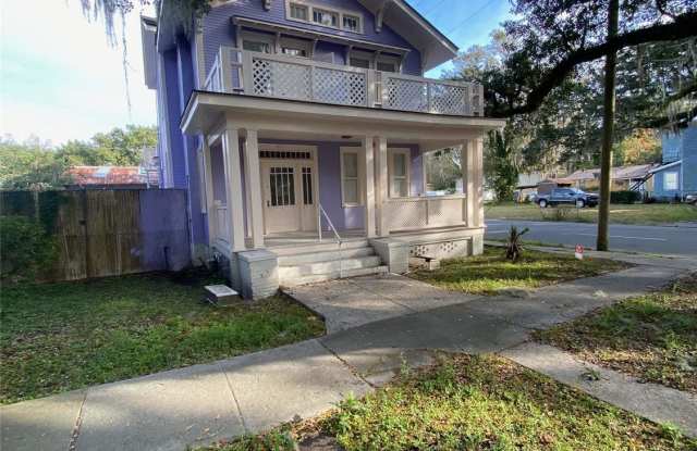 538 1/2 East 37th St - 538 East 37th Street, Savannah, GA 31401