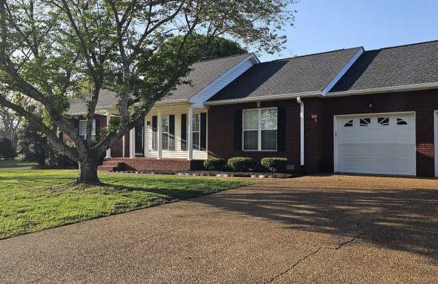 For Lease Gallatin TN One Level Home off 109