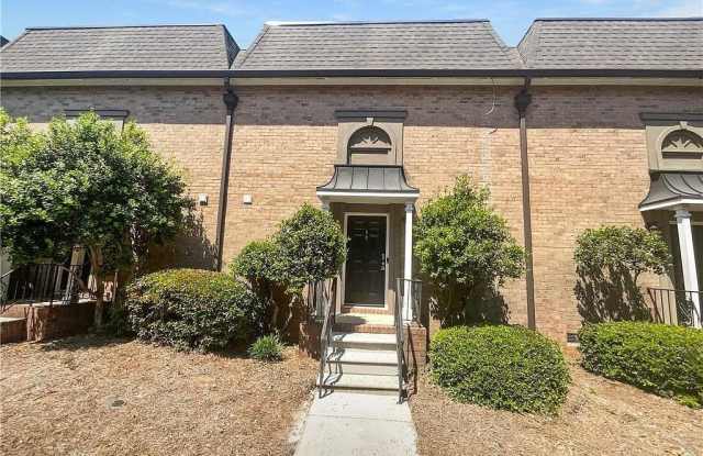 Photo of 6980 Roswell Road Road