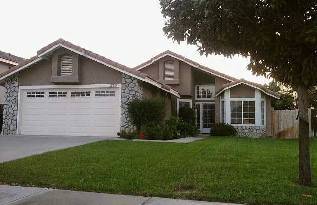 1273 Moonstone St