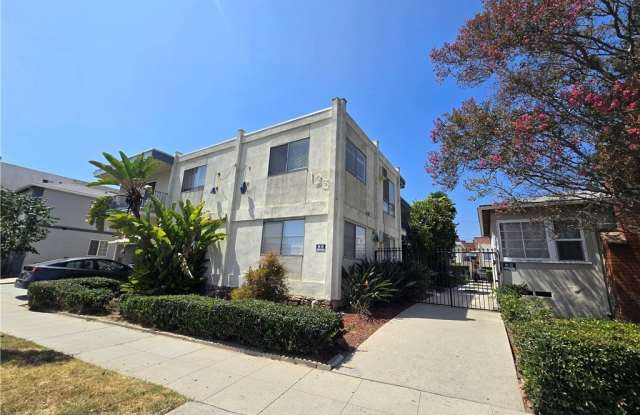123 W Lomita Avenue