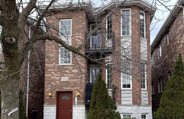 5924 N Milwaukee Avenue unit: 3