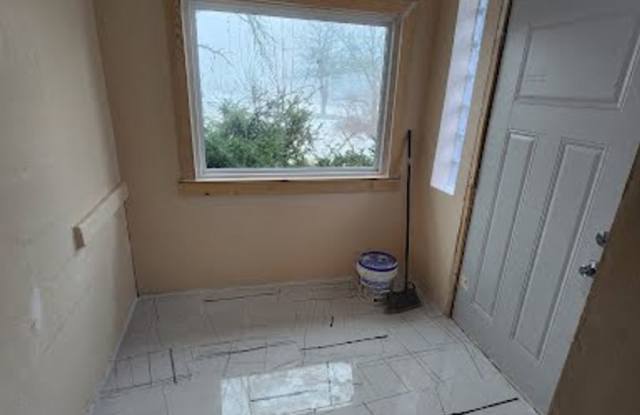 3 Bedroom 2 Bath Single Family Home - Franklin, WI