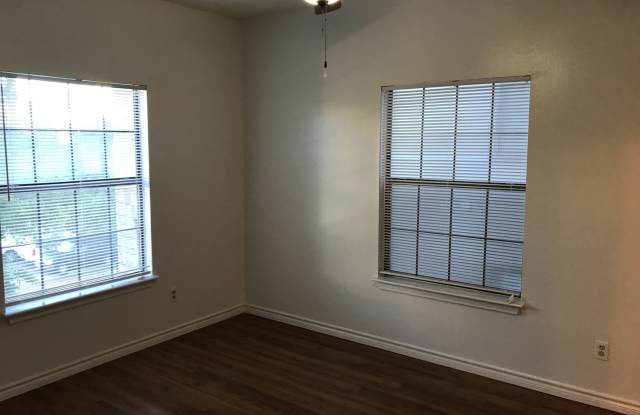 2/2 West Campus Apartment