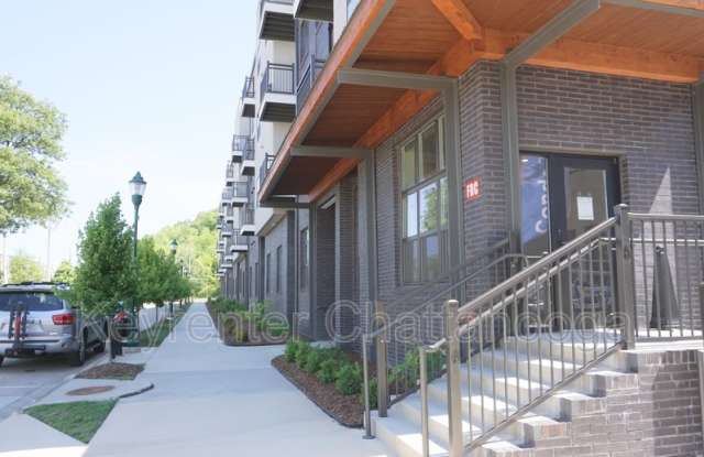 Photo of 782 Riverfront Parkway