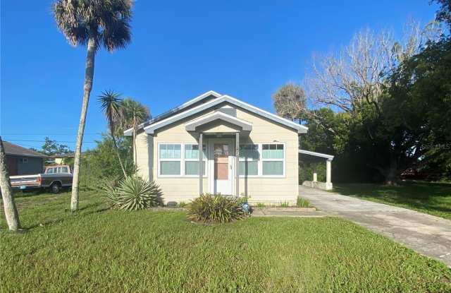 Photo of 1858 FERN PALM DRIVE