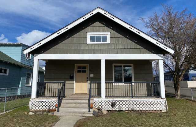 2304 W Bridge Ave - 2304 West Bridge Avenue, Spokane, WA 99201