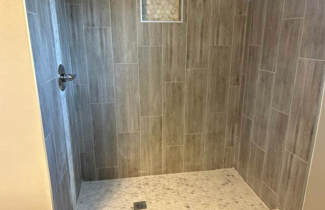 912 Park Valley Circle