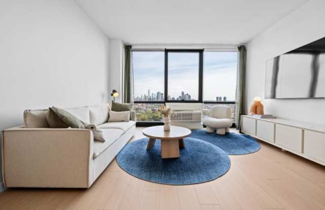 Photo of 632 Newark Avenue