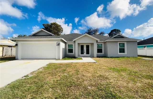 928 SW John Maccormack Terrace
