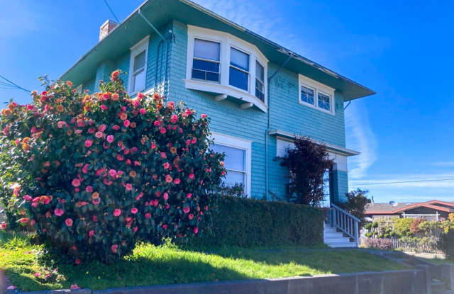 1004 K St.