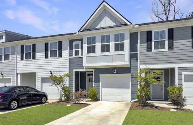 Photo of 481 Trotters Lane