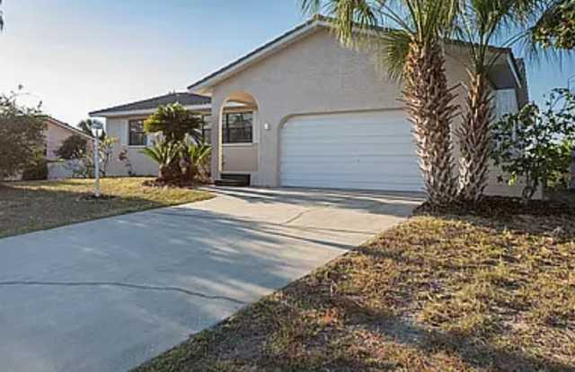 907 Eagle Lane