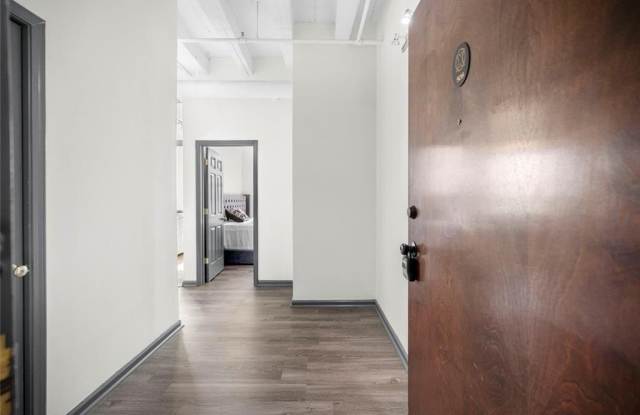 32 Peachtree Street NW