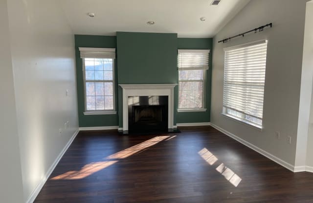3 BR 2 Bath apartment