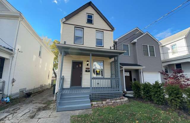 ** Available Now ** 5121 Silver 3BR/2BA (Norwood)