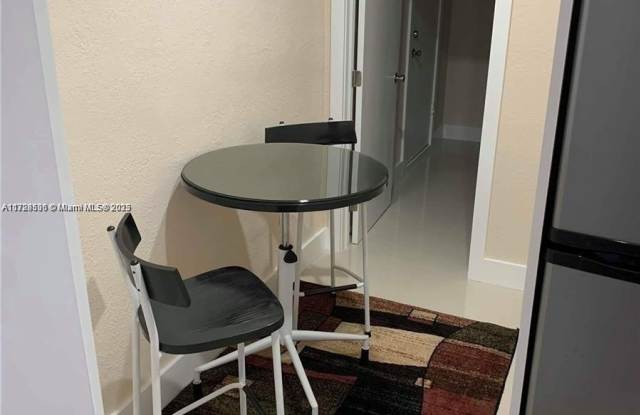 19645 Lenaire Dr(Rear)