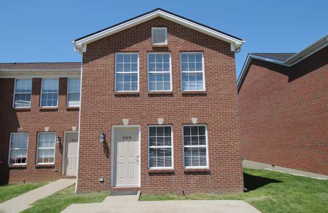 209 Coburn Drive - 209 Coburn Drive, Nicholasville, KY 40356