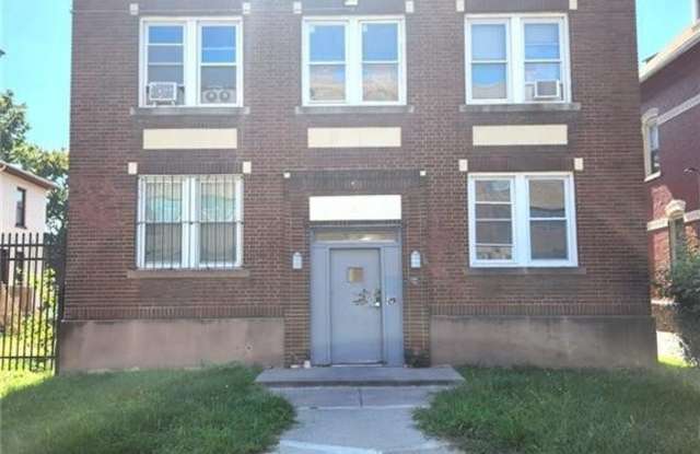 911 Asylum Avenue
