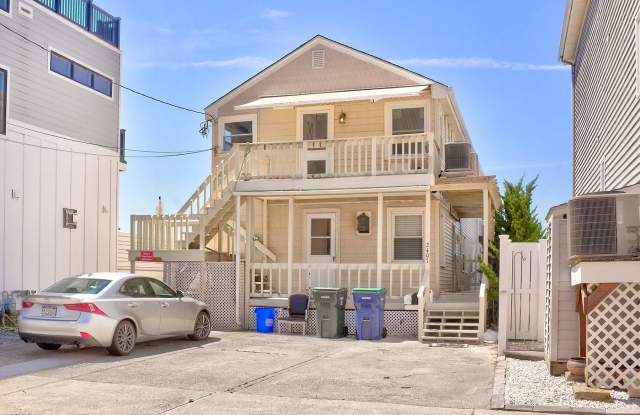 Photo of 2407 Oberon Bayfront