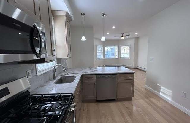 21 EAST 15TH ST