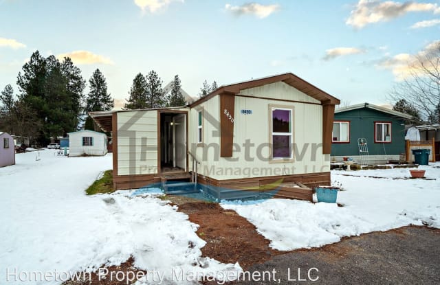 8450 W Park Lp - 8450 West Park Loop, Rathdrum, ID 83858