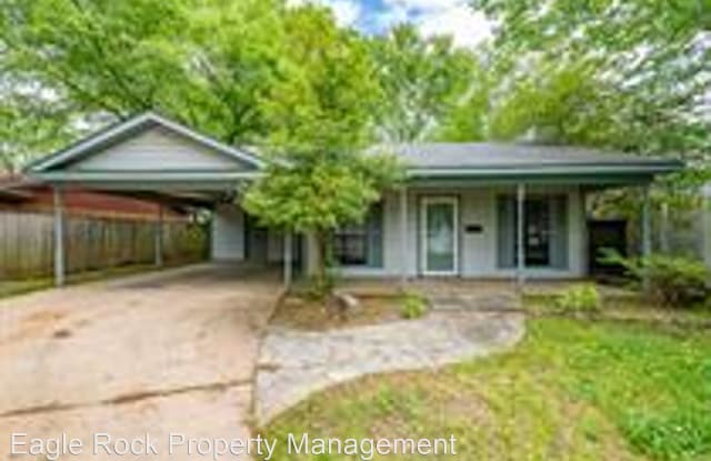 1502 Davis Street - 1502 Davis Street, Conway, AR 72034