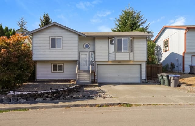 1225 Daniels Avenue - 1225 Daniels Avenue, Bremerton, WA 98312