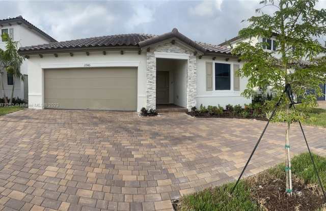 11945 SW 240th St - 11945 Southwest 240th Street, Princeton, FL 33032