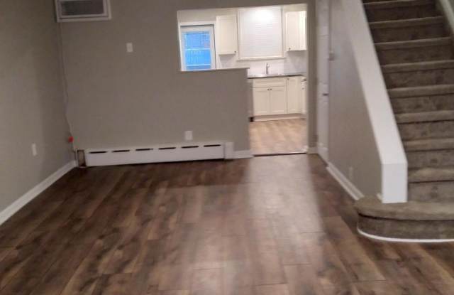 1915 S GALLOWAY Street