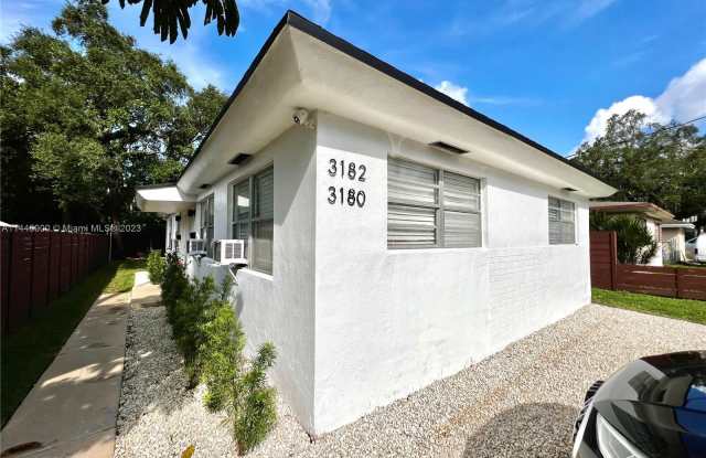 3180 Carter St - 3180 Carter Street, Miami, FL 33133