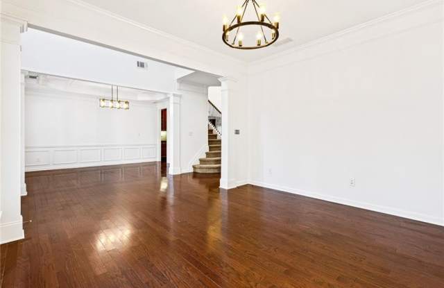 3062 Eastbrook Terrace SW