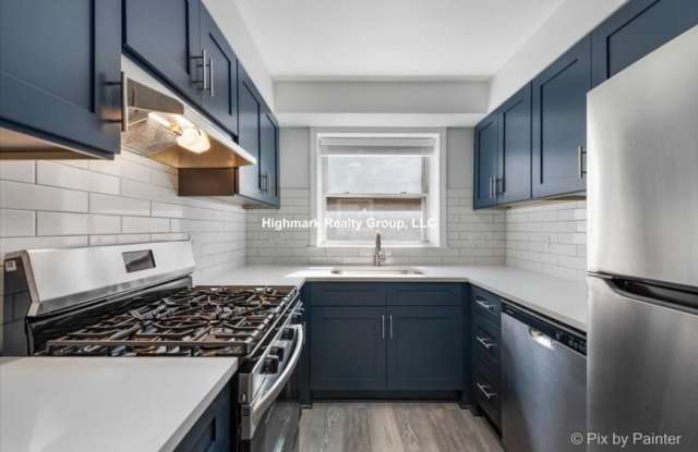 2735 West Berwyn Ave.