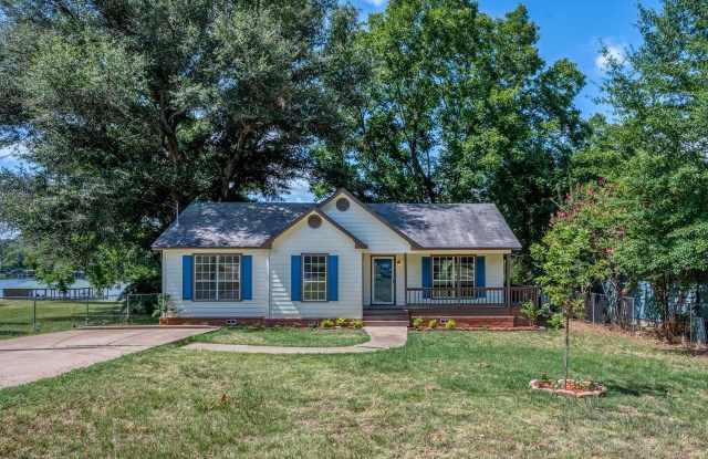 Photo of 15509 Cedar Bay Drive