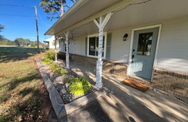 $300 0ff First Months Rent!