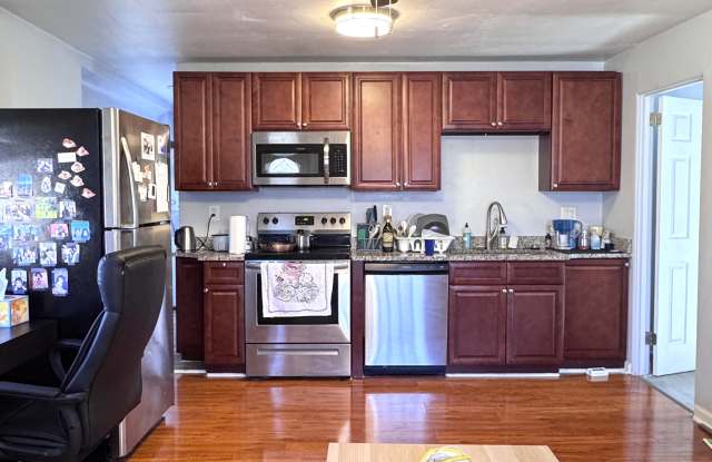 621 N Negley Ave