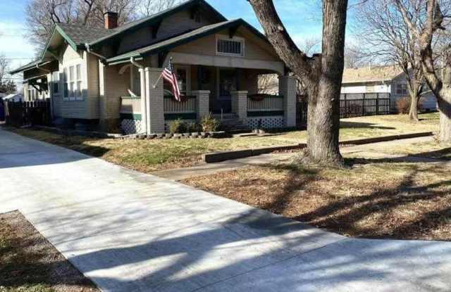 Photo of Spacious 3 bedroom home with finished basement
