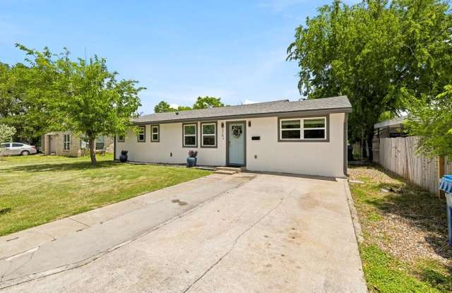 315 Mimosa St