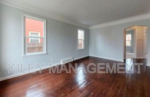 11809 Beaconsfield Street