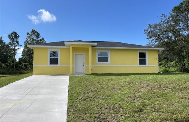 2813 43rd Street SW - 2813 43rd Street Southwest, Lehigh Acres, FL 33976