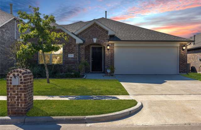 1141 Kingston Court