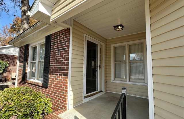 2678 Rivercliff Road