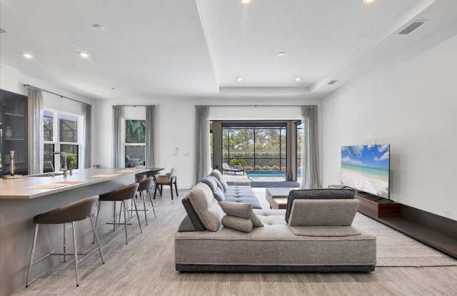 5657 Scarlotti Street