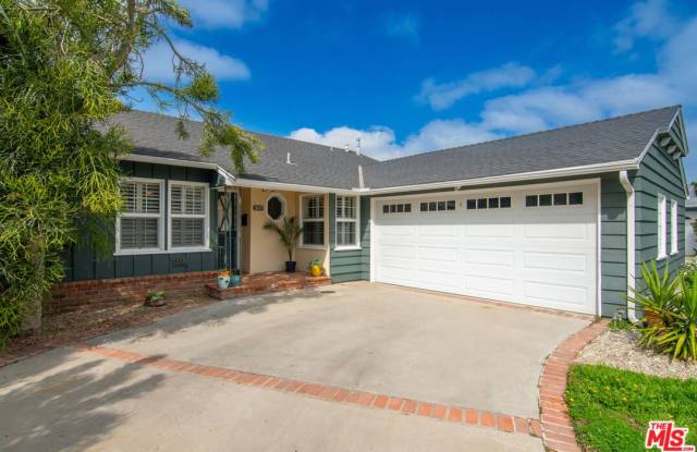 5849 Goodland Ave - 5849 Goodland Avenue, Los Angeles, CA 91607